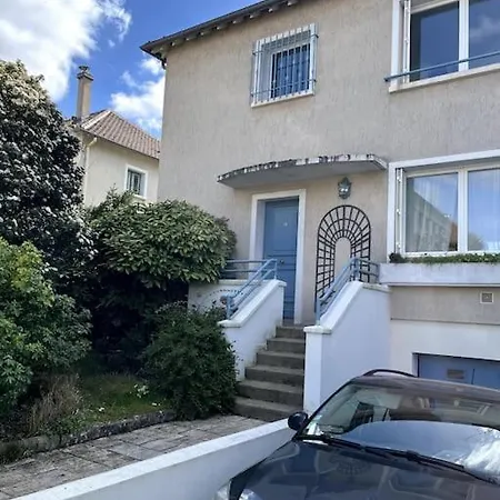 Maison Avec Jardin Pres De Paris Et Versailles 펜션